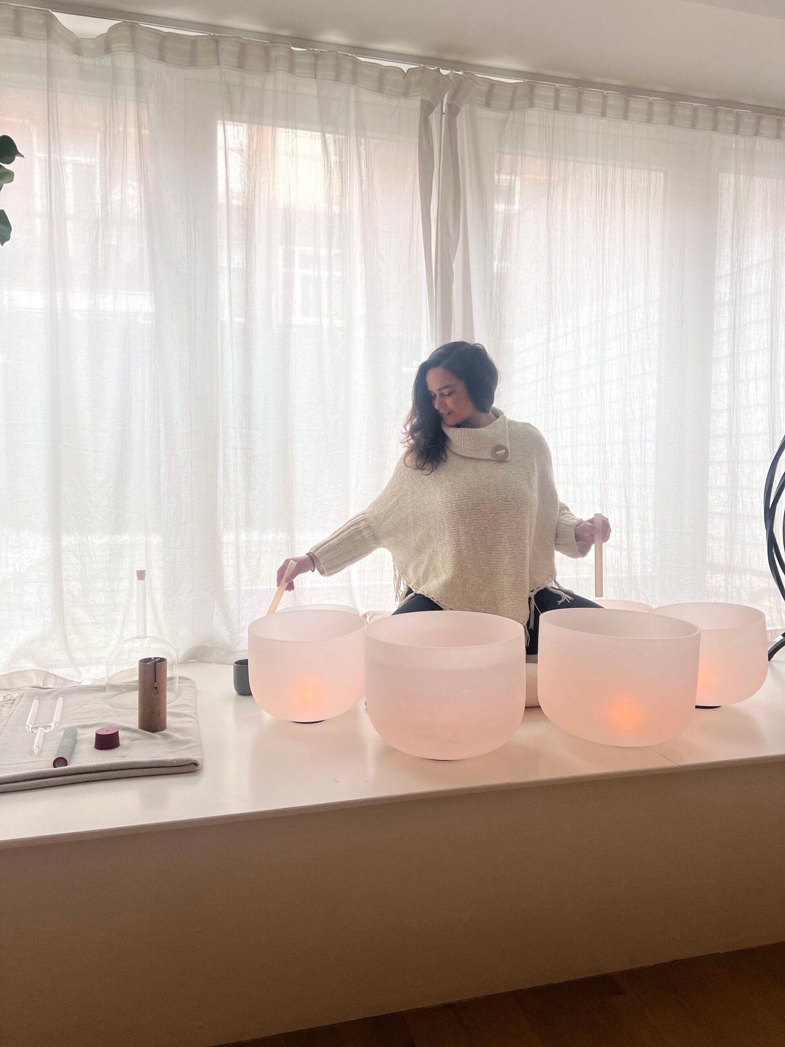 Crystal Sound Bath In Amsterdam: What to Expect and Where to Go